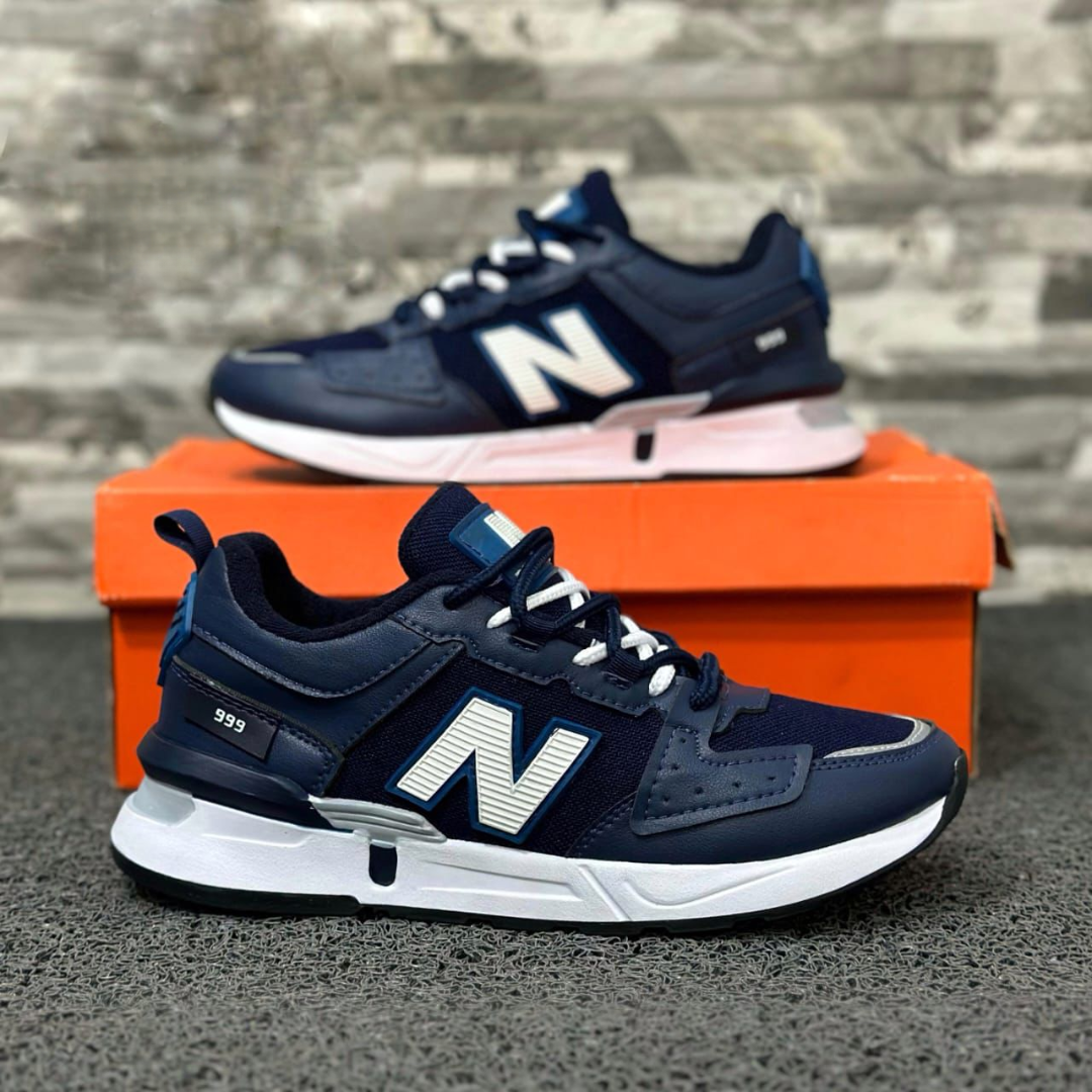 New Balance 999