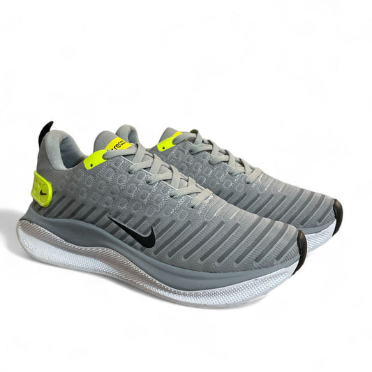 NIKE REOOTS